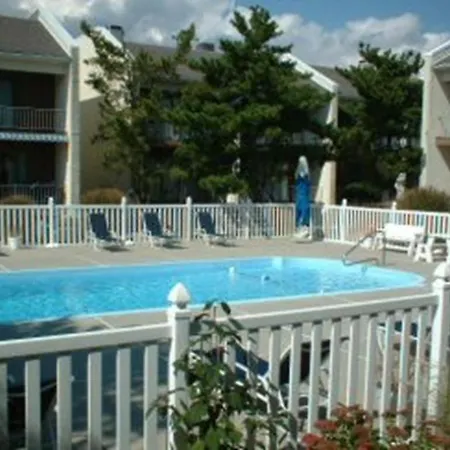 Stunning 2 Bedroom Condo In Ship Bottom 14015